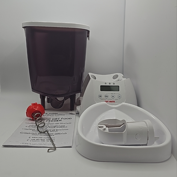 Cat Mate C3000 Automatic Cat Feeder For Dry Food, Timed Cat & Small Dog Feeder - Picture 4 of 12